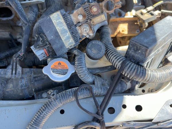 2014 Nissan Sentra Coolant Recovery Bottle 1.8L — photo 2