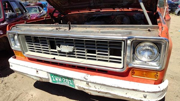 1973-1980 Chevy Silverado K10 Front Grille Assembly Complete Oem 331572 — photo 1