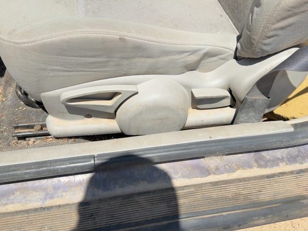 2005-2010 Chevy Cobalt Driver Left Side Seat Trim Panel Oem Gray 14B — photo 1