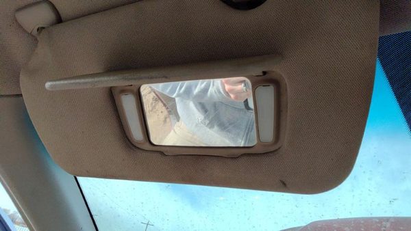 2005-2006 Nissan Altima Driver Left Sun Visor Oem Blond C 96401Zb000 — photo 6
