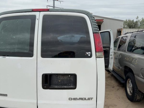 2002 Chevrolet Express Trunk/decklid/hatch/tailgate White — photo 4