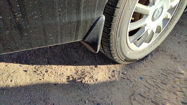 2002-2005 Hyundai Xg350 Passenger Right Rear Mud Flap Rock Guard Oem — photo 4