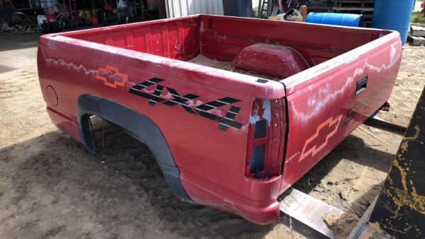 1992 Ct1500 Pickup Box/bed Assembly — photo 3