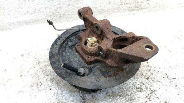 97-02 Buick Century Passenger Right Rear Knuckle Assembly Stub Axle — photo 9