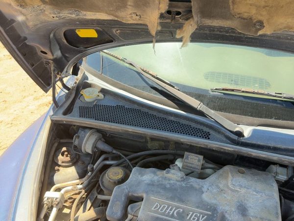 2001-2010 Chrysler Pt Cruiser Windshield Wiper Cowl Vent Trim Panel Oem Cover — photo 3