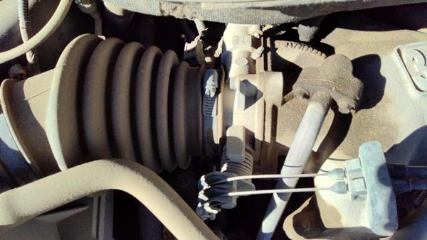 2001-2002 Dodge Caravan Throttle Body Valve Oem With Sensors 3.8L 04861256Ad — photo 2