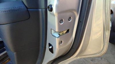 2009-2015 Honda Pilot Passenger Right Rear Door Latch With Rods/Cables Oem Back