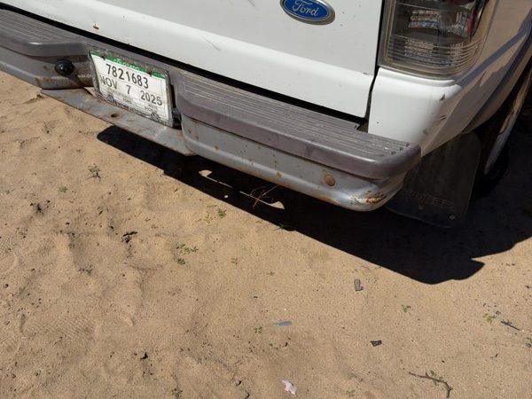 1993-2004 Ford Ranger Rear Bumper With Mount Brackets Oem F37Z17906E — photo 3