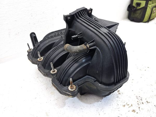 2004 Jeep Liberty Intake Manifold Oem 3.7L 53031080Af — photo 11