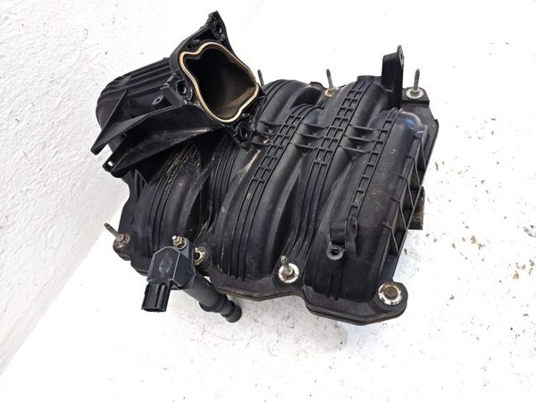 2004 Jeep Liberty Intake Manifold Oem 3.7L 53031080Af — photo 6
