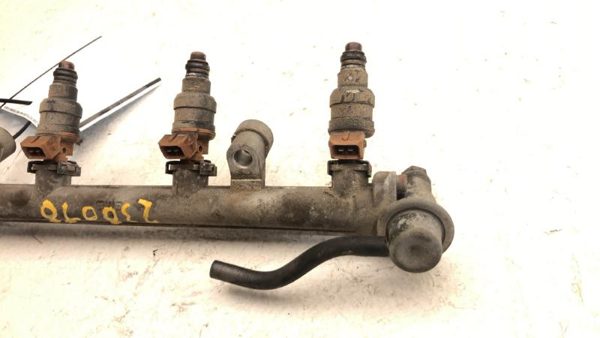 1997-2001 Hyundai Tiburon Complete Fuel Rail With Injectors Set Oem 2.0L — photo 6