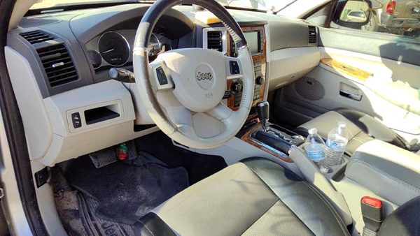 2008 Jeep Grand Cherokee Crossmember/cradle/undercarria 4.7L 4x4 — photo 5