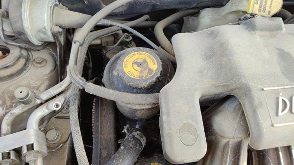 2001-2002 Chrysler Pt Cruiser Power Steering Fluid Remote Reservoir Tank 2.4L — photo 2