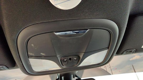 15-17 Chrysler 200 Center Overhead Console Dome Light Map Lamp Cubby Black X9 — photo 2