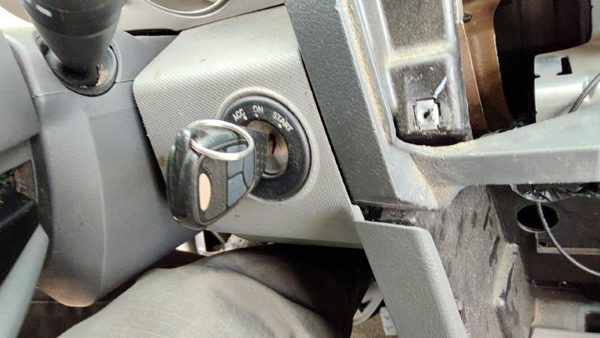 2008-2010 Dodge Avenger Ignition Switch Assembly With Key Complete Electrical — photo 3