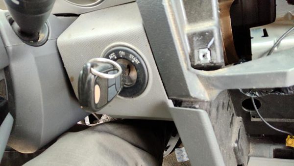 2008-2010 Dodge Avenger Ignition Switch Assembly With Key Complete Electrical — photo 1