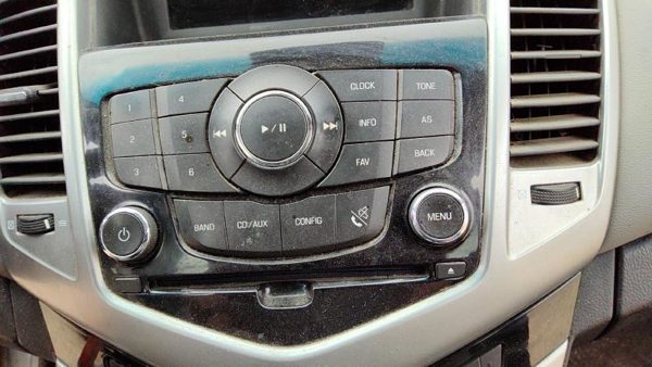 2011 Chevy Cruze Audio & Visual Equip.(radio) Stock Radio OEM Factory Stereo Cd — photo 2