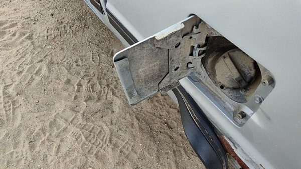 1982-1993 Chevy S10 Pickup Fuel Tank Door With Hinge Gas Lid Oem Filler Gray — photo 5