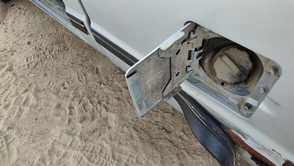 1982-1993 Chevy S10 Pickup Fuel Tank Door With Hinge Gas Lid Oem Filler Gray — photo 4