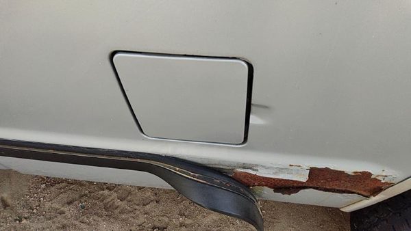 1982-1993 Chevy S10 Pickup Fuel Tank Door With Hinge Gas Lid Oem Filler Gray — photo 2