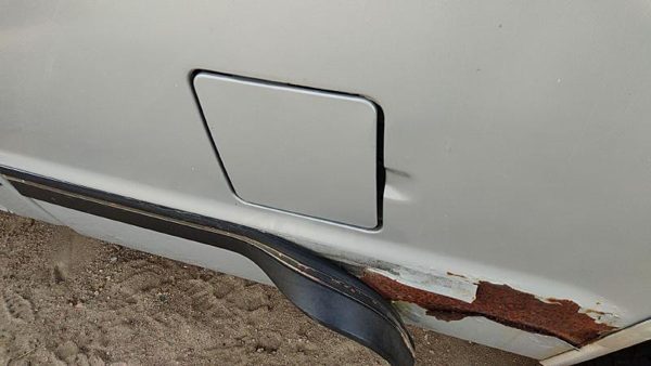 1982-1993 Chevy S10 Pickup Fuel Tank Door With Hinge Gas Lid Oem Filler Gray — photo 1