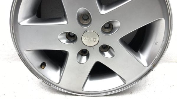 07-18 Jeep Wrangler 17 Aluminum Wheel Factory Rim 5 Spoke Silver Painted Color — photo 5