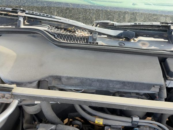 1999 Pontiac Bonneville Fuse Panel Cover OEM — photo 2