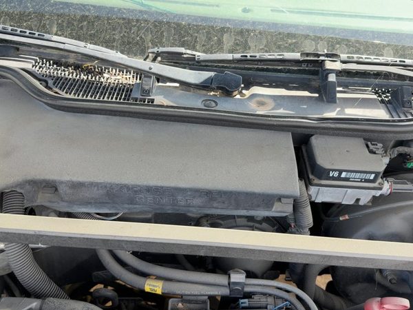 1999 Pontiac Bonneville Fuse Panel Cover OEM — photo 3