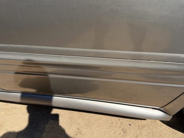 00-05 Buick Lesabre Driver Left Rear Moulding From Door Oem Back Bronzemist 54U — photo 2