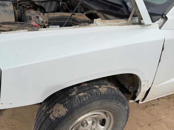 2005-2007 Dodge Dakota Driver Left Front Fender Oem White Pw7 55359249Ad — photo 6