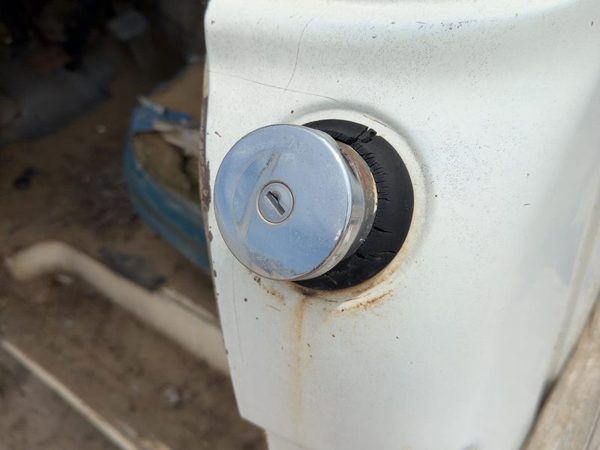 1967-1972 Ford F350 Fuel Tank Door With Hinge Gas Lid Oem Filler — photo 2
