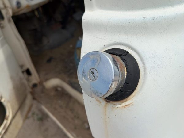 1967-1972 Ford F350 Fuel Tank Door With Hinge Gas Lid Oem Filler — photo 3