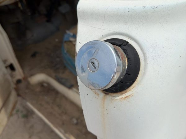 1967-1972 Ford F350 Fuel Tank Door With Hinge Gas Lid Oem Filler — photo 4