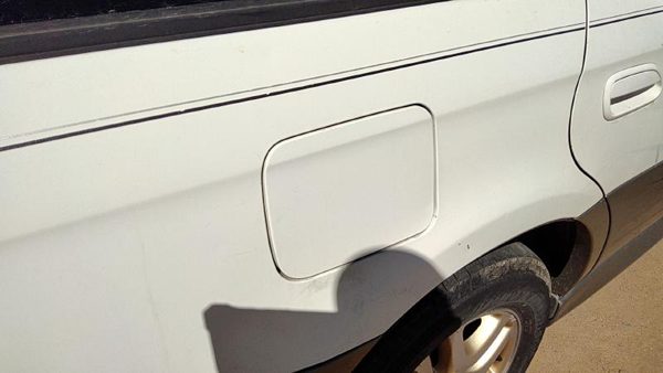 2000-2004 Legacy Outback Fuel Tank Door With Hinge Gas Lid Oem Filler White 8Y3 — photo 1