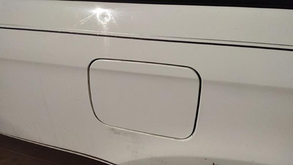 2000-2004 Legacy Outback Fuel Tank Door With Hinge Gas Lid Oem Filler White 8Y3 — photo 4