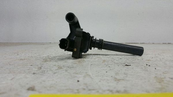 2004-2005 Dodge Durango Oem Ignition Coil On Plug 56028394Ab — photo 1