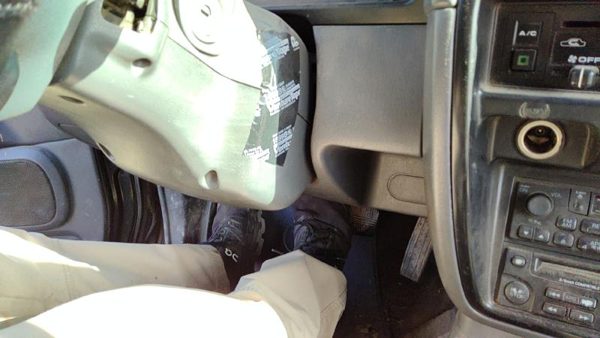 94-95 Pathfinder Nissan Lower Dash Under Column Knee Bolster Trim Panel Gray — photo 2