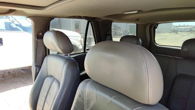 1998-2001 Olds Bravada Pair Of Front Headrests Oem Left Right Set Seat