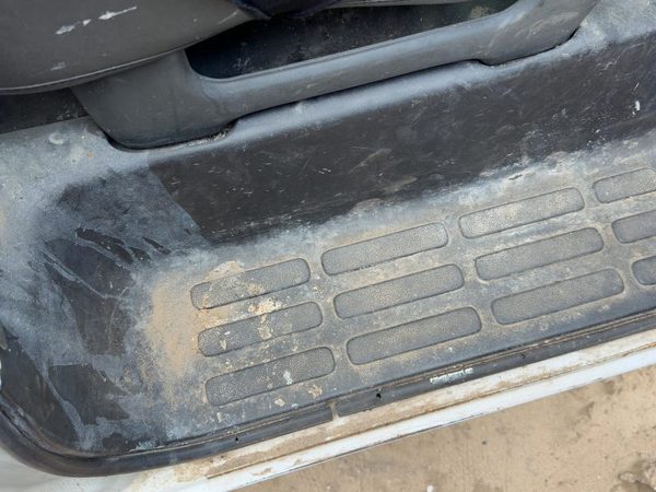 2002 Chevy Express Van 2500 Passenger Right Lower Kick Trim Panel Oem Black — photo 4