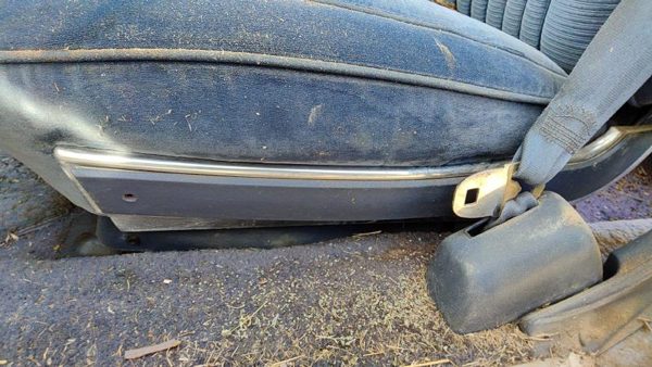 1984 Deville Sedan Driver Left Power Seat Track With Motors Only Oem — photo 2