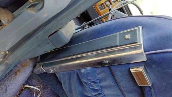 1984 Deville Sedan Driver Left Power Seat Track With Motors Only Oem — photo 4