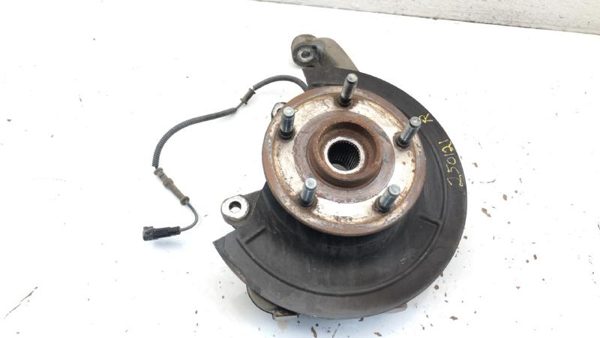 09-24 Ram 1500 Passenger Right Front Spindle Steering Knuckle With Wheel Hub 4X4 — photo 1