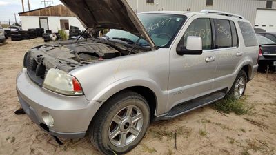 2003 Lincoln Aviator Valve Cover 4.6L