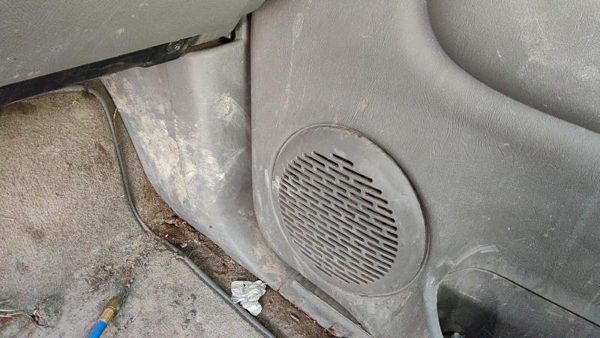 1998-2002 S10 Blazer Passenger Right Lower Kick Trim Panel Oem Gray 92H — photo 1