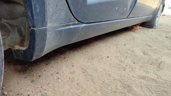 2006-2010 Hyundai Sonata Passenger Right Lower Rocker Panel Moulding Side Skirt — photo 5