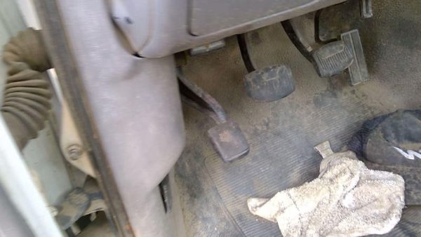 1992-1997 Ford F450 Parking Brake Pedal Assembly Oem Complete Emergency Unit — photo 2