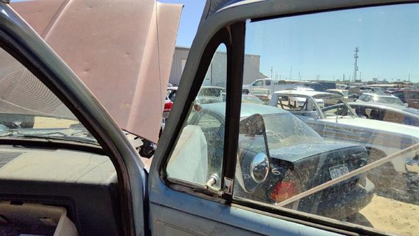 78-86 Ram W150 Passenger Right Front Vent Window Small Door Glass With Frame — photo 7