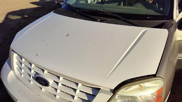 2007 Ford Freestar Hood Wt White 3F2Z16612AA — photo 1