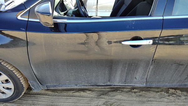2019 Nissan Sentra Front Door LH Black KH3 — photo 1