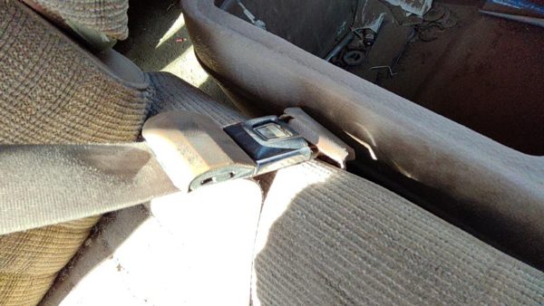 87-91 Ford F150 Passenger Right Front Seat Belt Buckle Receiver Oem Tan — photo 5